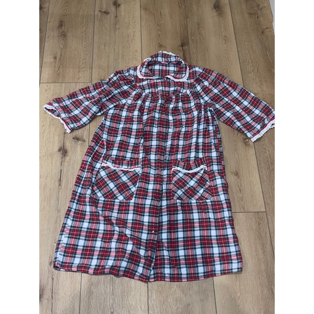 Vintage Plaid Snap Front House Dress Red Blue White Eyelet Lace Trim Duster Robe